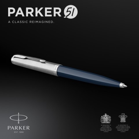 Długopis Parker 51 Midnight Blue z chromowanym wykończeniem w Pudełku Premium Długopis Parker 51 Midnight Blue z chromowanym wykończeniem w Pudełku Premium