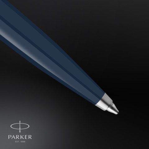 Długopis Parker 51 Midnight Blue z chromowanym wykończeniem w Pudełku Premium Długopis Parker 51 Midnight Blue z chromowanym wykończeniem w Pudełku Premium