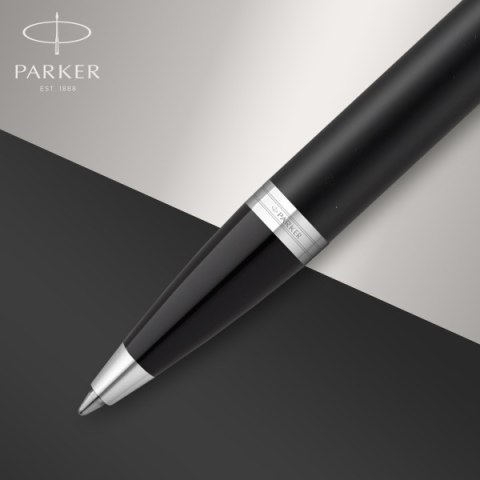 Długopis Parker PARKER IM Essential Czarny Mat CT w Etui Długopis Parker PARKER IM Essential Czarny Mat CT w Etui