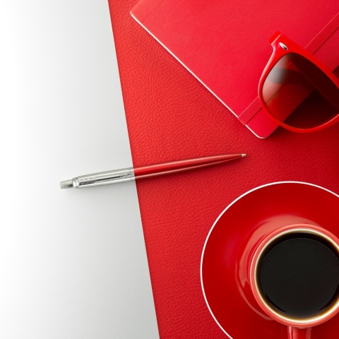 Długopis Parker Jotter Kensington Red z grawerem i tabliczką w pudełku