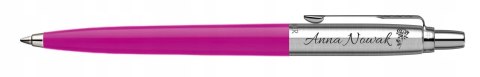 DŁUGOPIS PARKER JOTTER MAGENTA Z GRAWEREM ZESTAW Z TABLICZKĄ I ETUI DŁUGOPIS PARKER JOTTER MAGENTA Z GRAWEREM ZESTAW Z TABLICZKĄ I ETUI