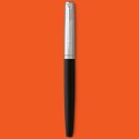 PARKER JOTTER CZARNE PIÓRO Z GRAWEREM WYMAZYWACZ BIC I NABOJE WRAZ TOREBKĄ